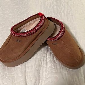 UGG Tazz Slipper Womens